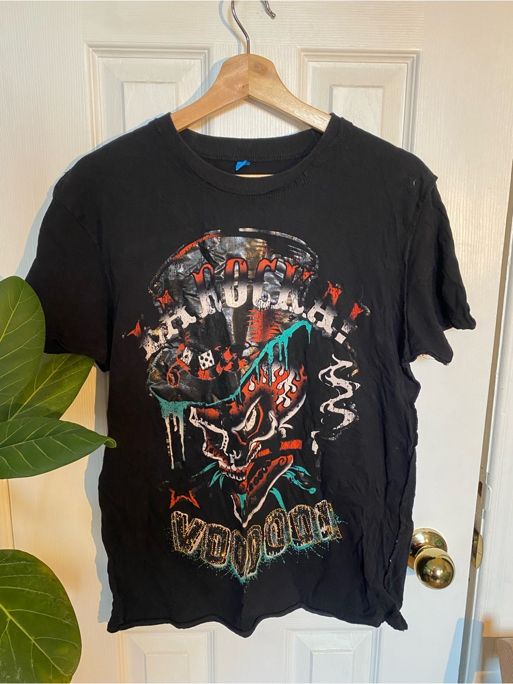 Black Graphic Voodoo Skull Tee